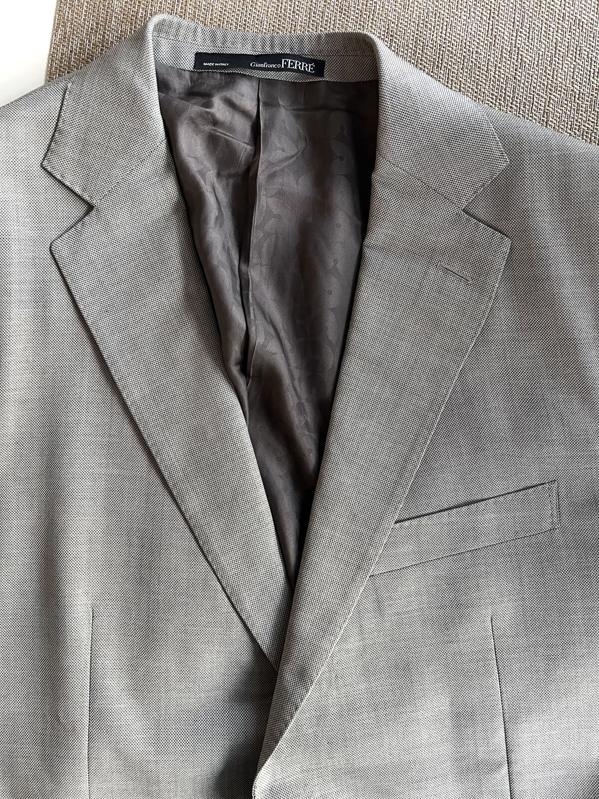 Gianfranco Ferre Light Summer Classic Suit for Men (52R)