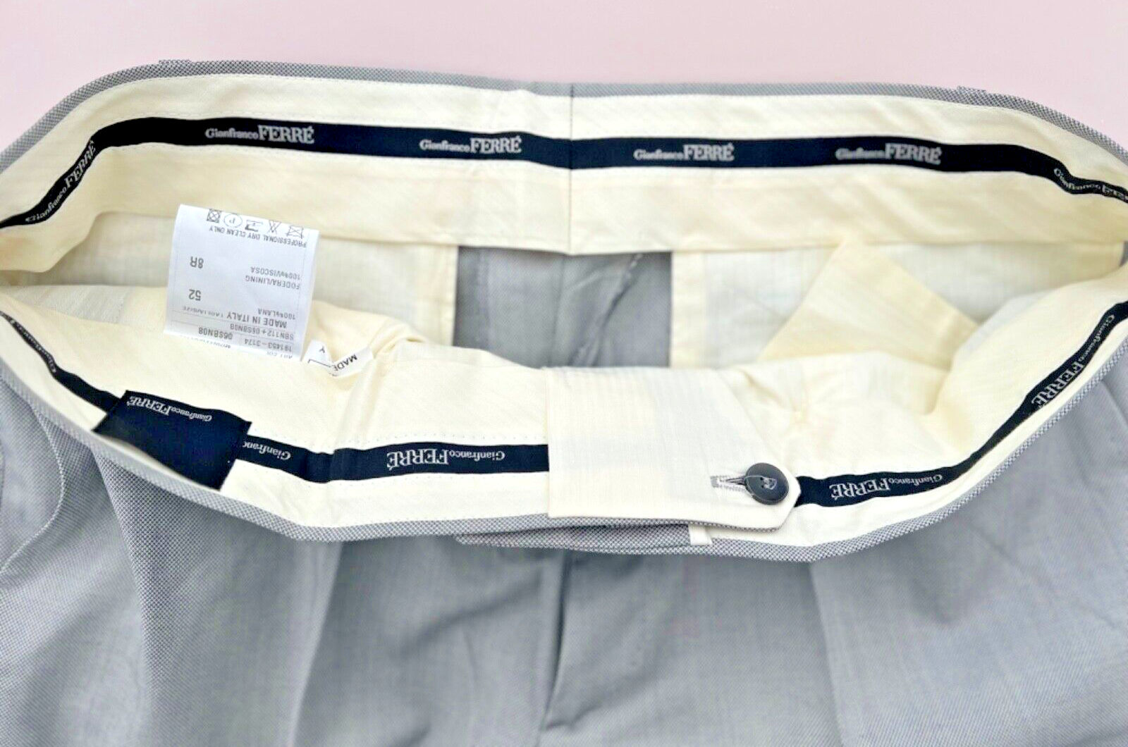 Gianfranco Ferre Light Summer Classic Suit for Men (52R)