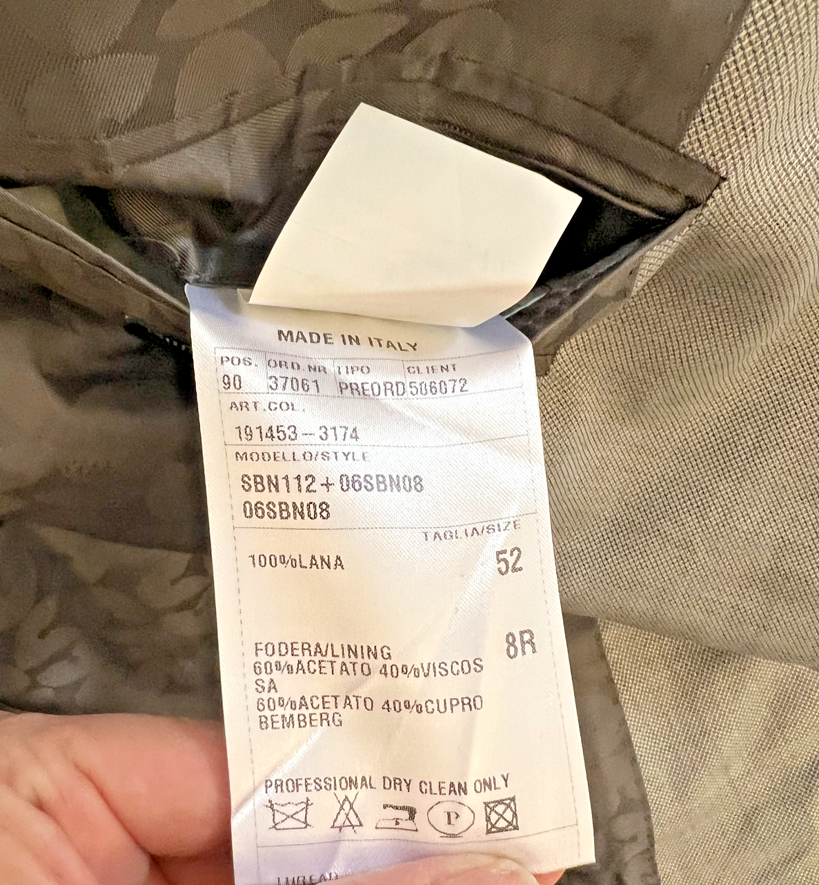 Gianfranco Ferre Light Summer Classic Suit for Men (52R)